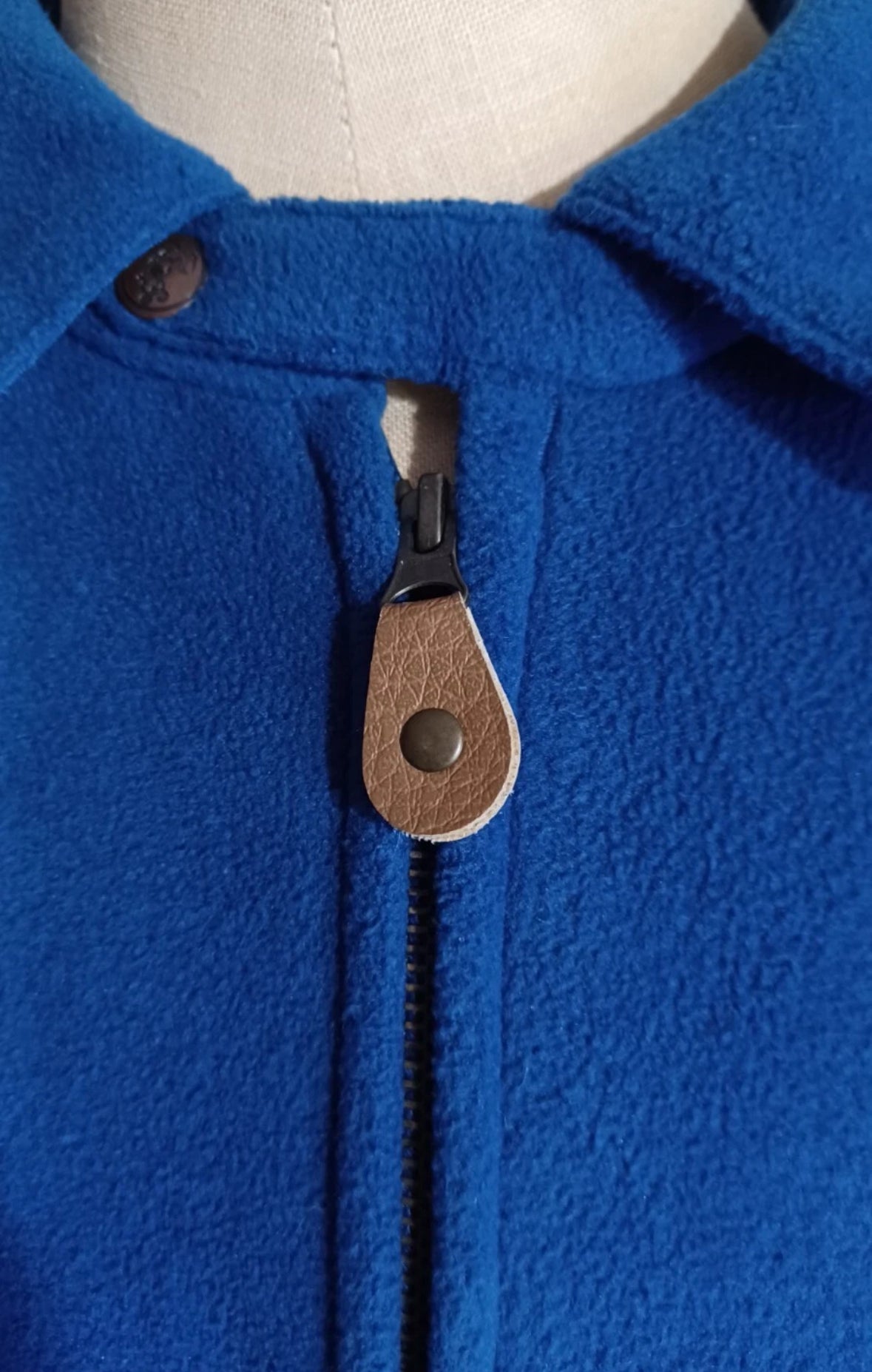 Disney Mickey Mouse Vintage Embroidered Blue Pockets Zip SZ L Sold Only In Parks