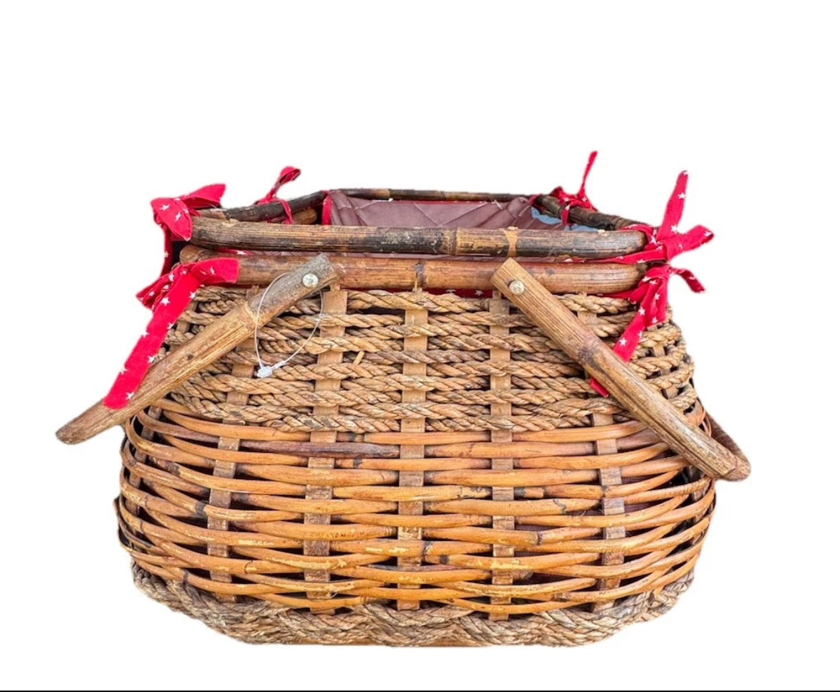 Vintage RARE Sears Large Picnic Basket With Cups Flatware Set Utensils Basket