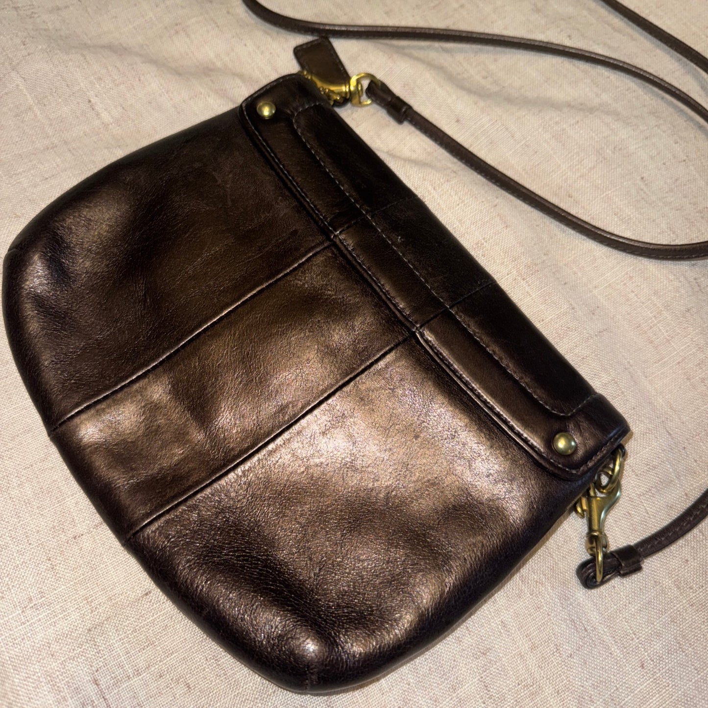 VINTAGE COACH Brown Metallic Leather Crossbody hipster organizer handbag